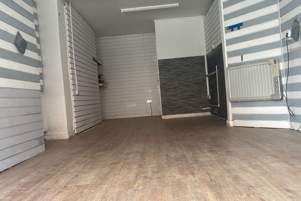 Property photo 2 of 4