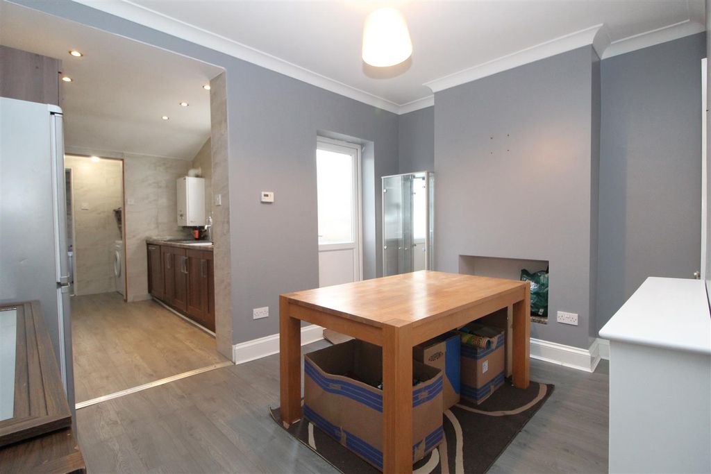 Property photo 3 of 13 Img_0424.Jpg