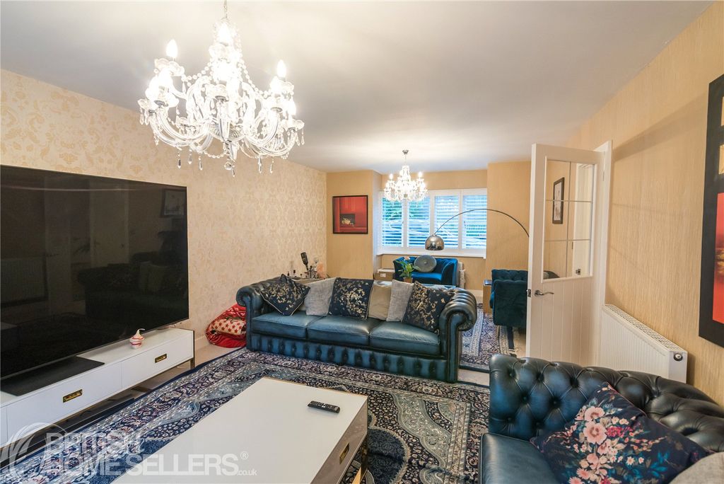 Property photo 3 of 18 Picture No. 15