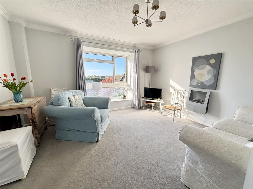 Property photo 2 of 7 Img_4052.Jpg