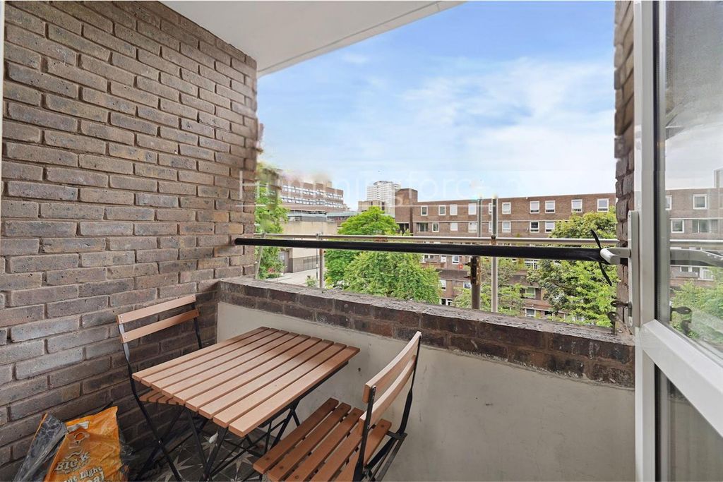 Property photo 3 of 16 55 Mid-4 (003).Jpg