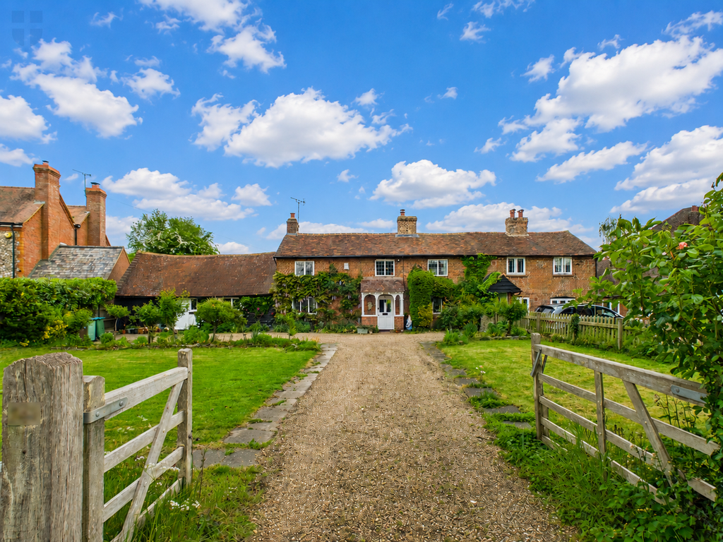 Property photo 1 of 22 ee8d3E2F-Da29-49ee-B65F-6F80d2B01527