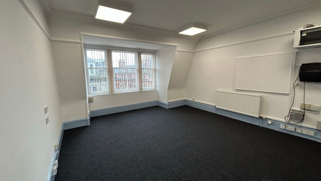 Property photo 3 of 4