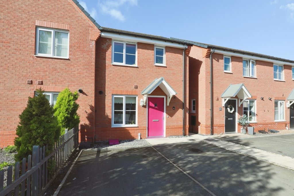 Property photo 1 of 19 Pbox-Img.Jpg