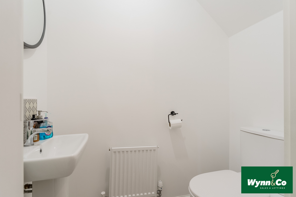 Property photo 3 of 27 WC