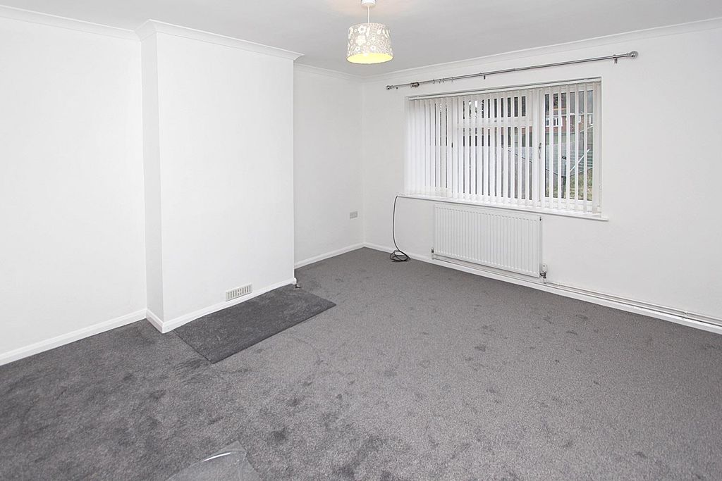 Property photo 2 of 6 Lounge