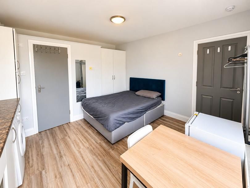 Property photo 2 of 3