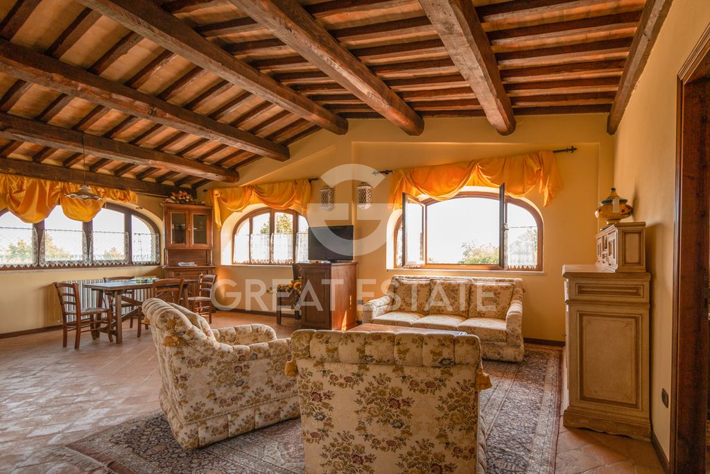 Property photo 2 of 71 Interiors