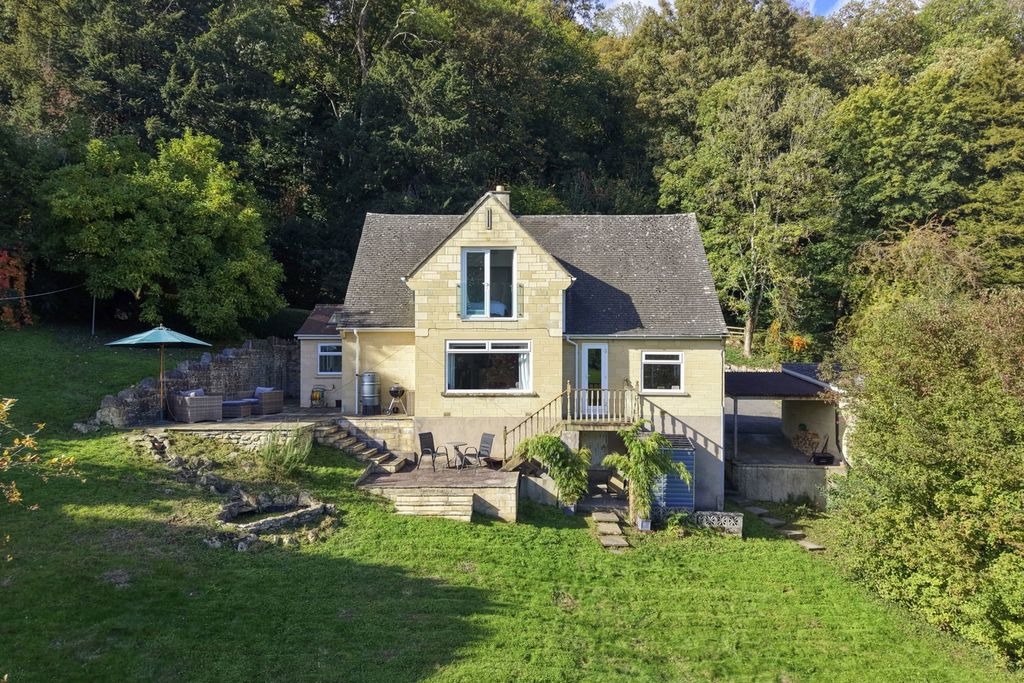 Property photo 1 of 21