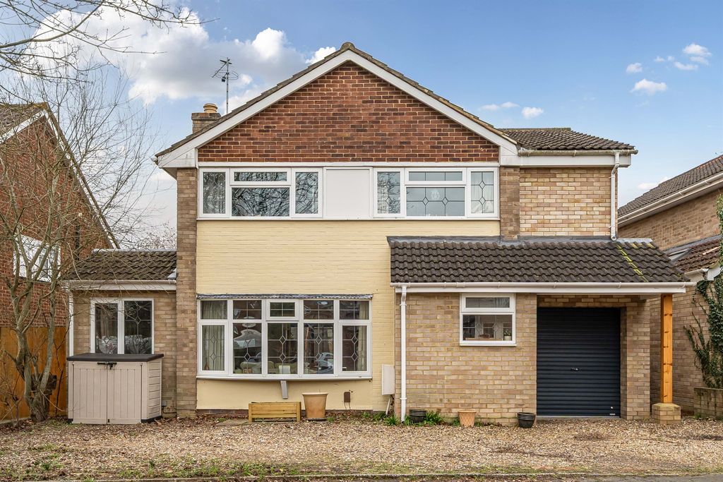 Property photo 1 of 16