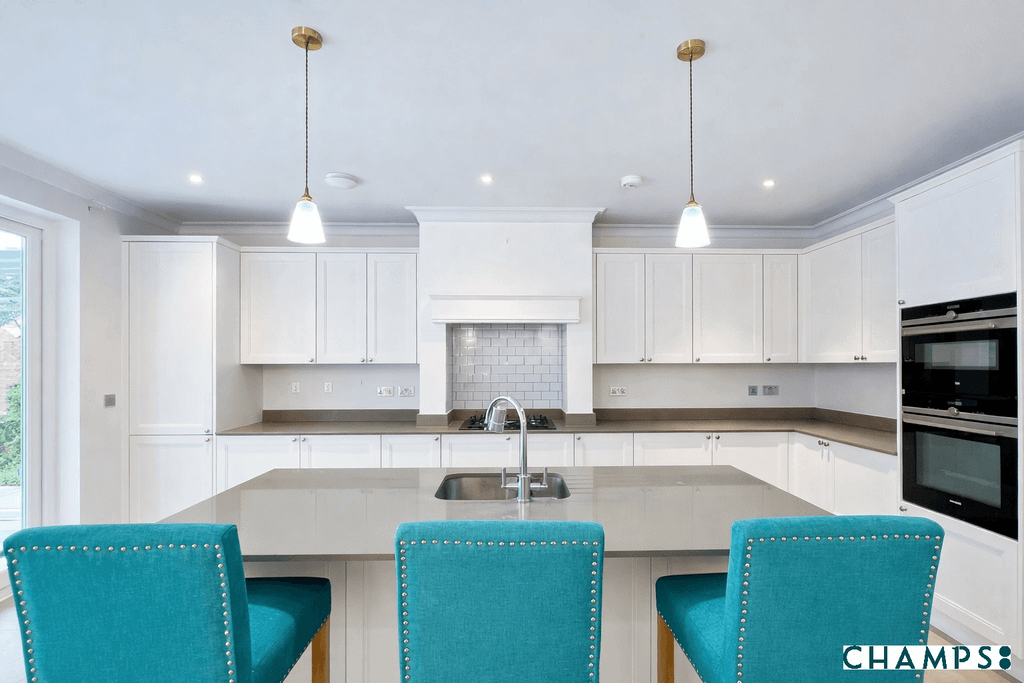 Property photo 2 of 6 Gallery