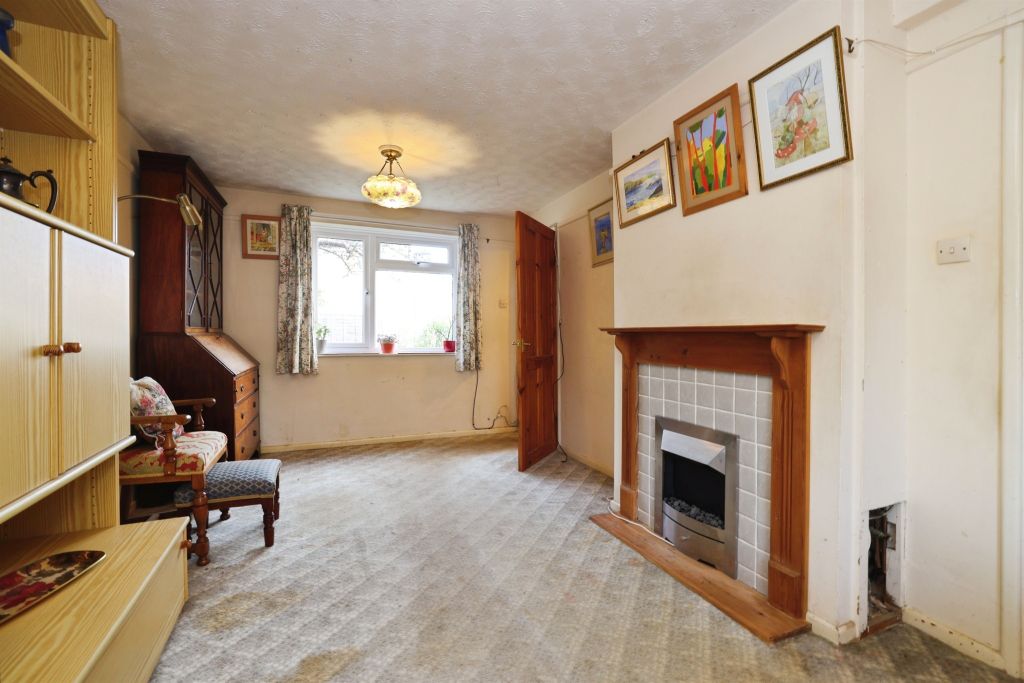 Property photo 3 of 14
