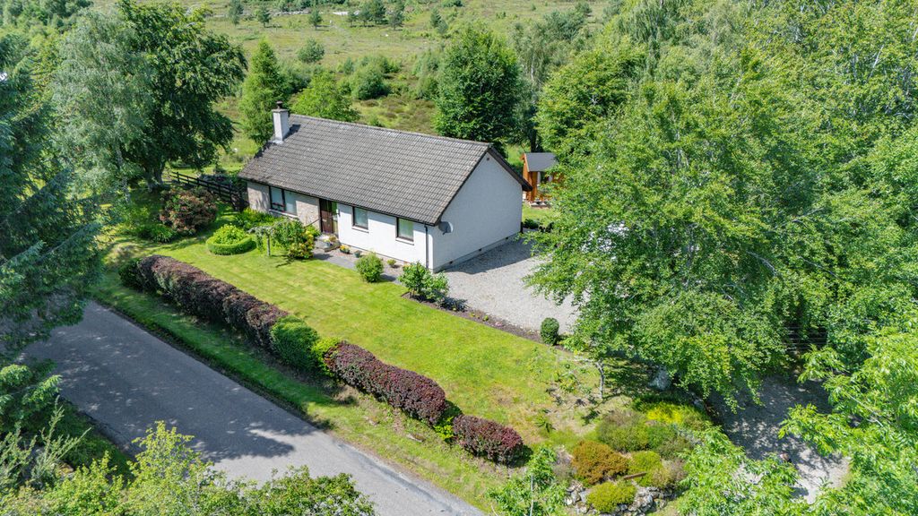 Property photo 1 of 44