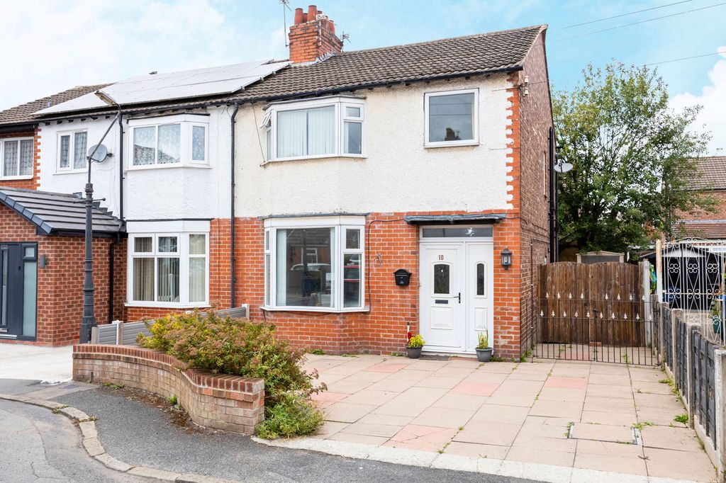 Property photo 1 of 16