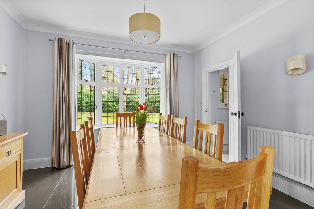 Additional image 12 of 5 bed detached house for saleAmersham Road, High Wycombe HP13