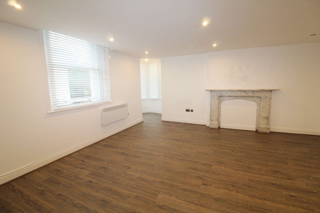 Property photo 2 of 23 Reception Area