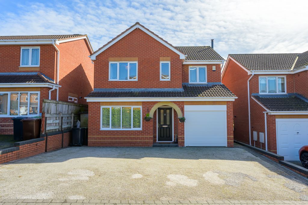 Property photo 1 of 27