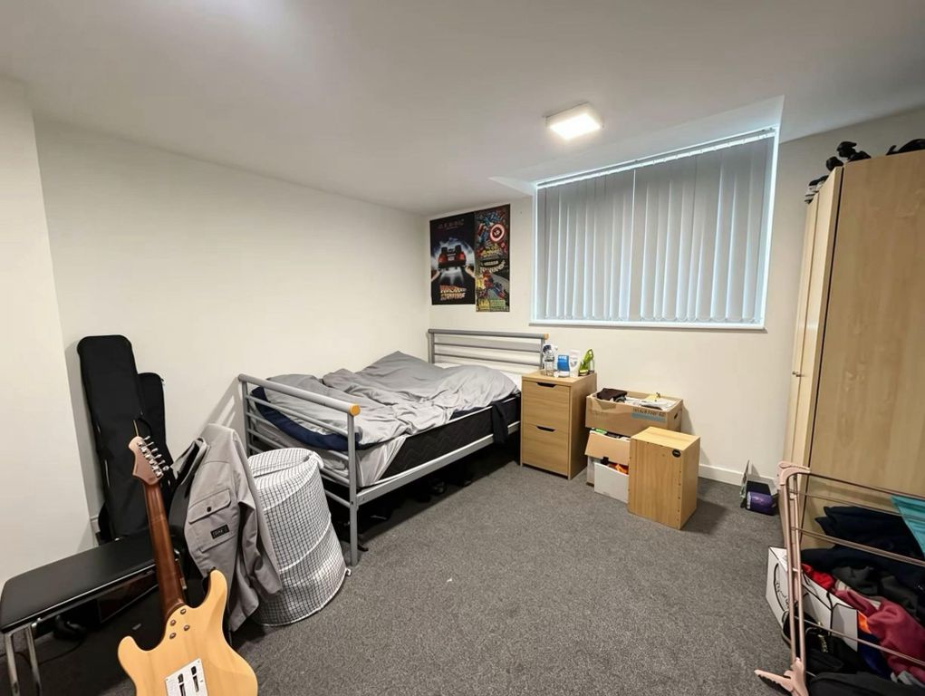 Property photo 3 of 6