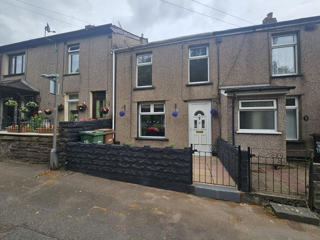 Property photo 1 of 17 Front.Jpg