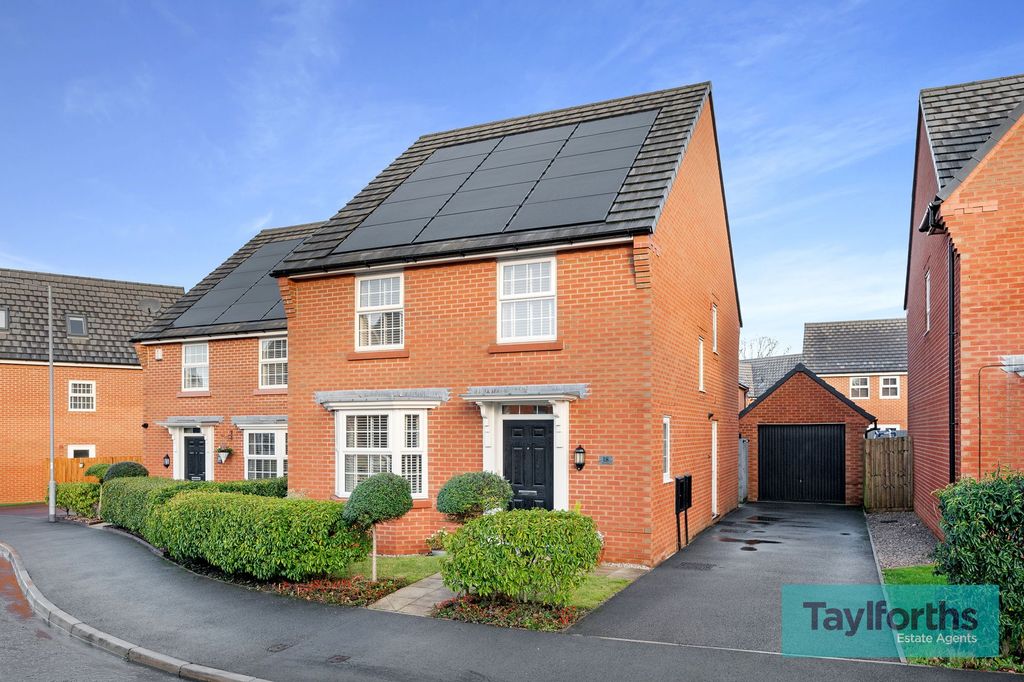 Property photo 1 of 32