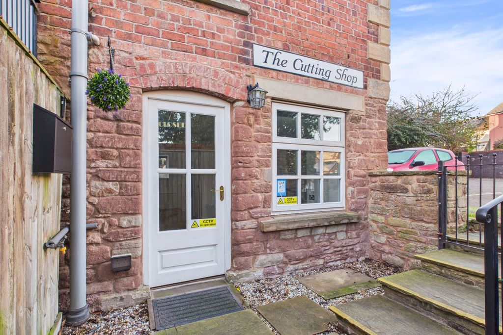 Property photo 3 of 17 Picture No. 36