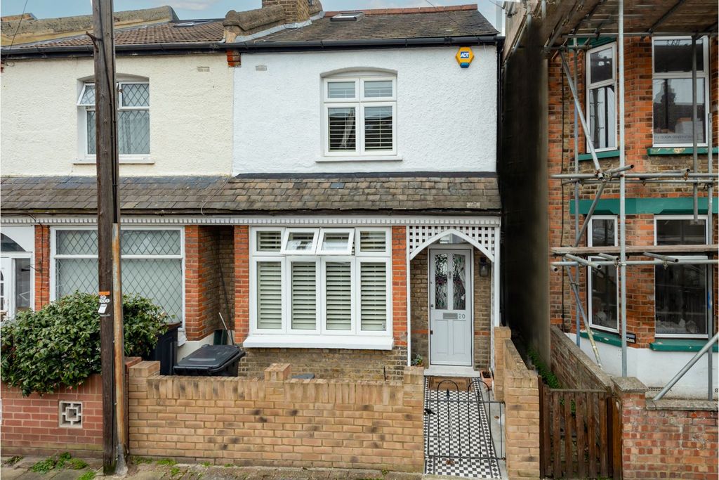 Property photo 2 of 15