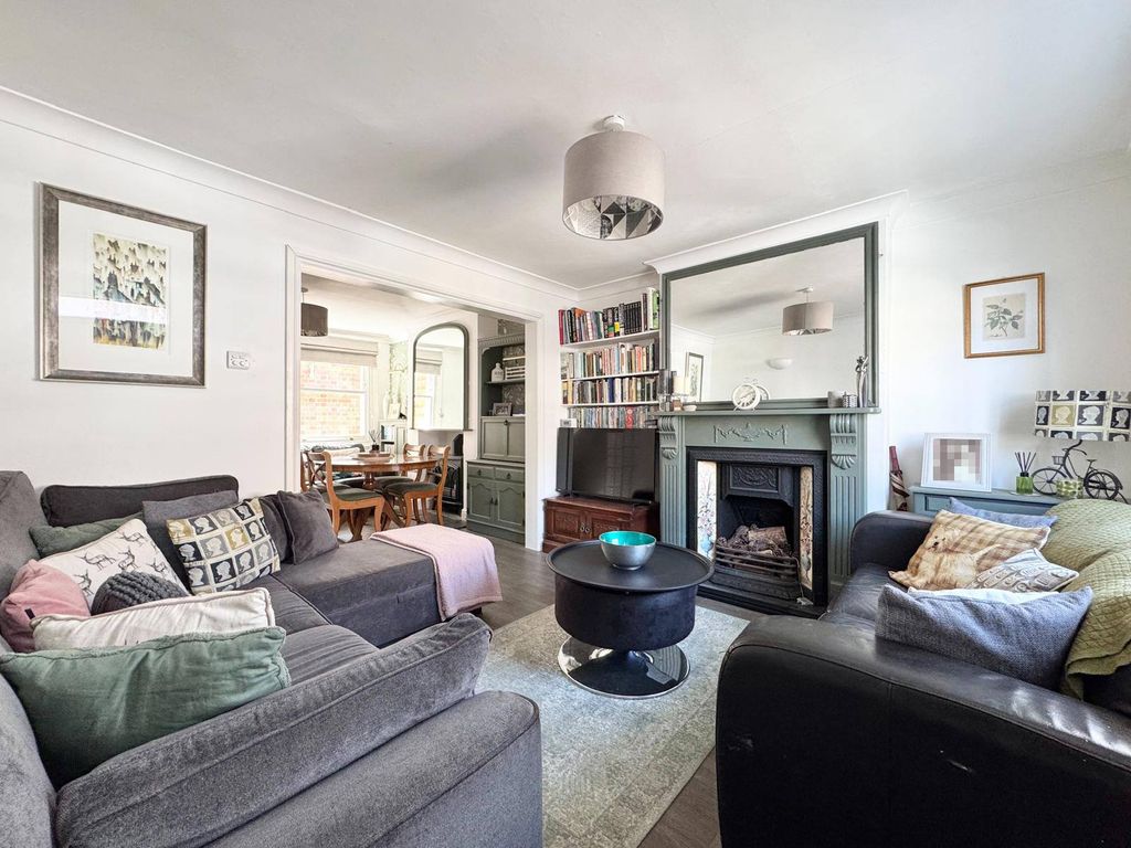 Property photo 3 of 35 Akeman Residential