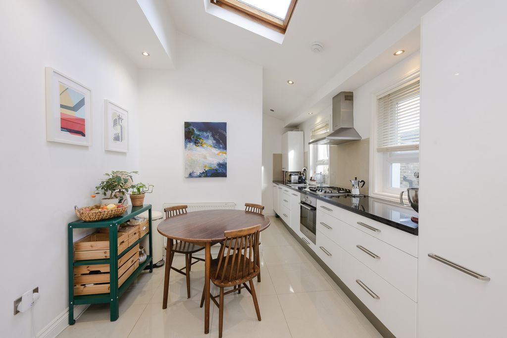 Property photo 3 of 8 Picture No. 07