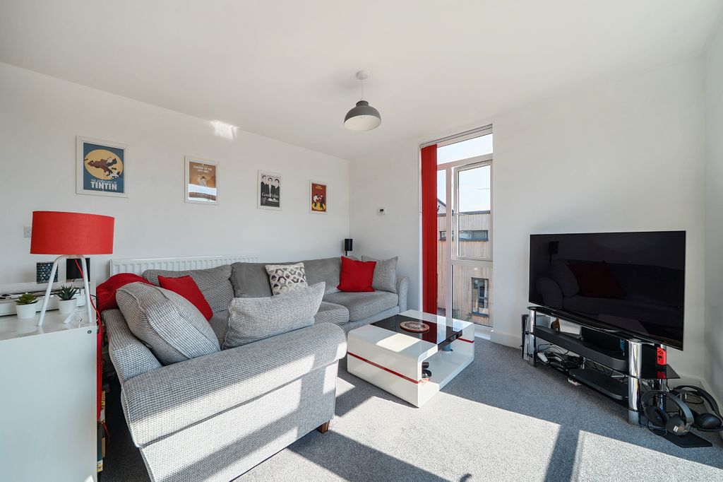 Property photo 2 of 25 Open Plan Kitchen / Living / Dining Room