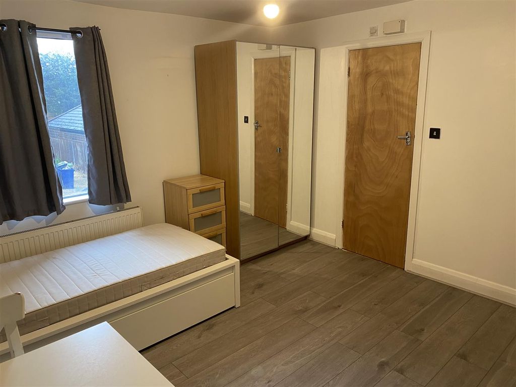 Property photo 3 of 5 Img_0894 Copy.Png