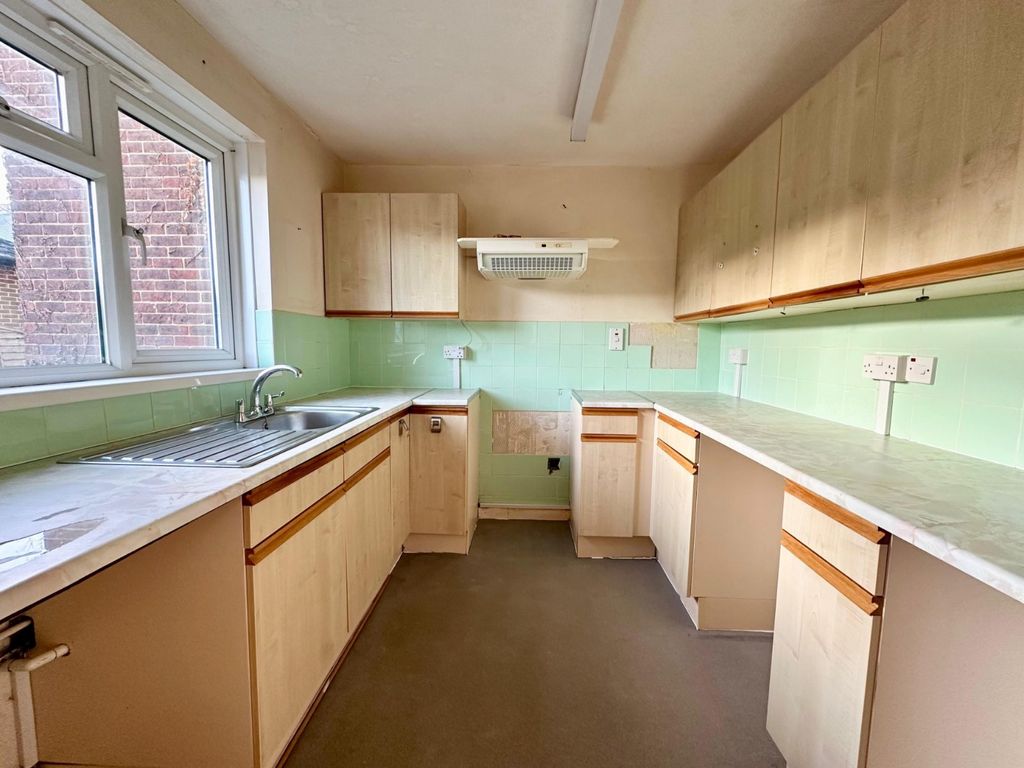 Property photo 2 of 10 Picture No. 02