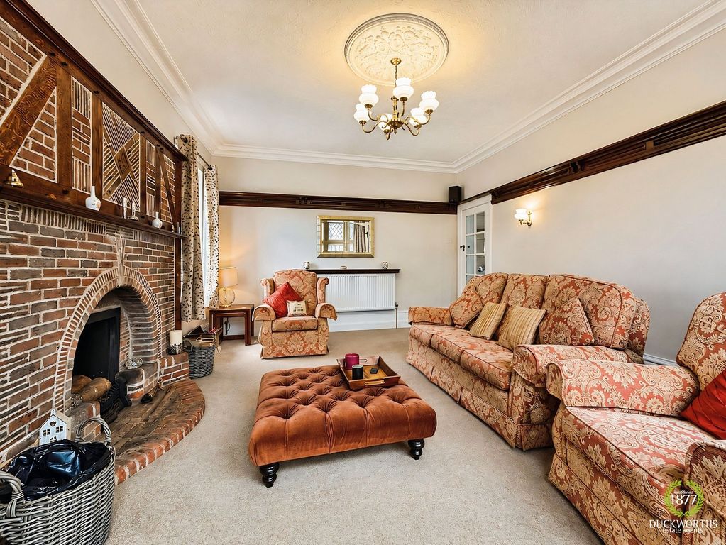 Property photo 3 of 47