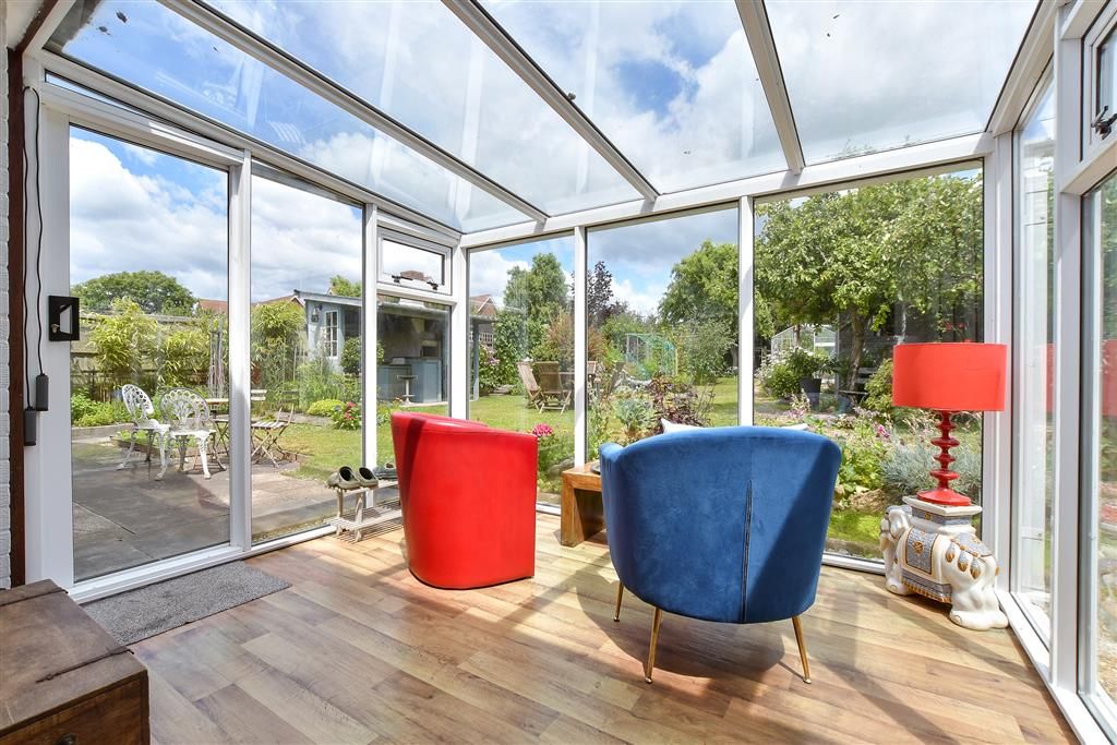 Property photo 2 of 14 Conservatory