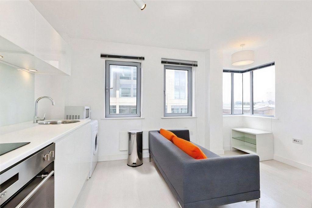 Property photo 2 of 5 Picture No. 09