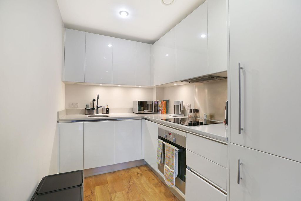 Property photo 3 of 14 X9Q6Vboq.Jpeg