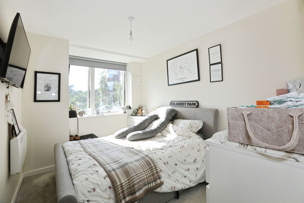 Property photo 3 of 9