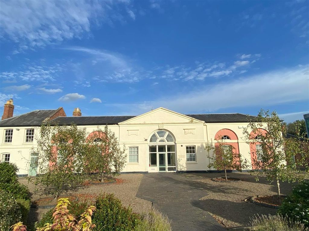 Property photo 1 of 12 Photo Main