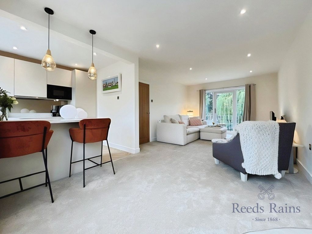 Property photo 1 of 21 Pbox-Img.Jpg
