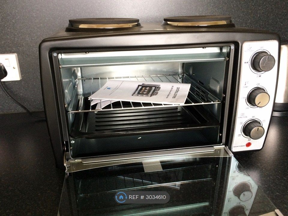 Property photo 3 of 8 New Cooker Or Air Fryer