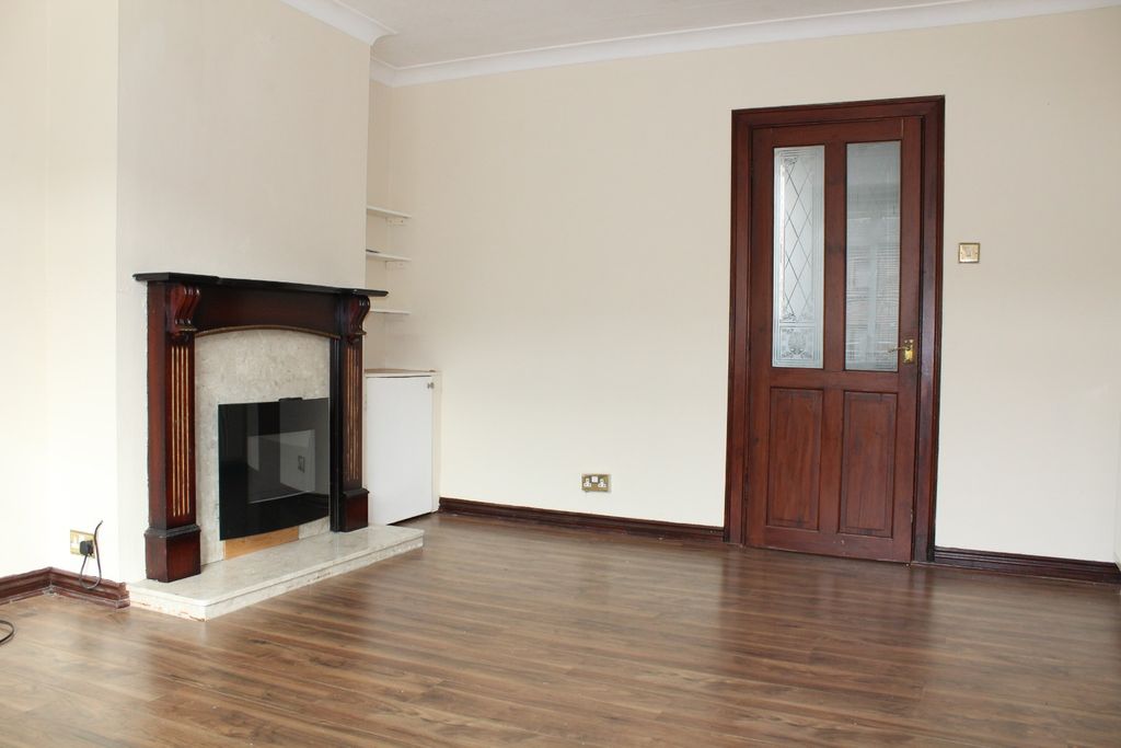 Property photo 2 of 14 Photo 2