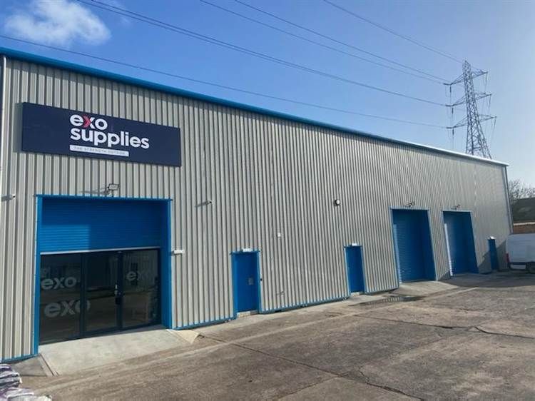 Property photo 1 of 3