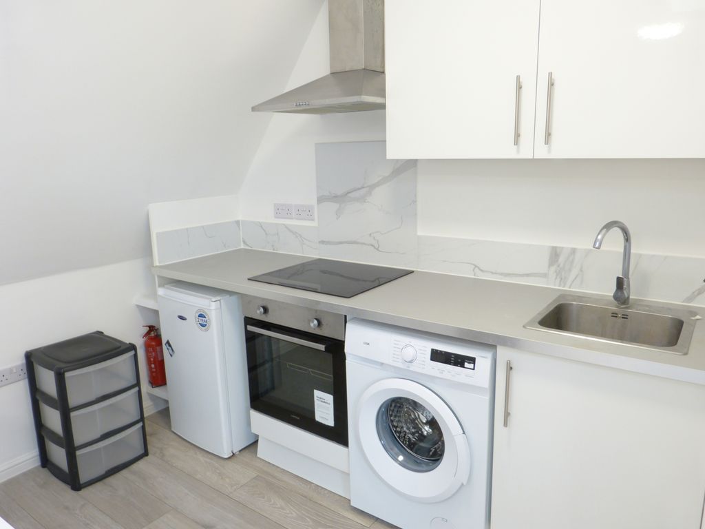 Property photo 3 of 7 Gallery