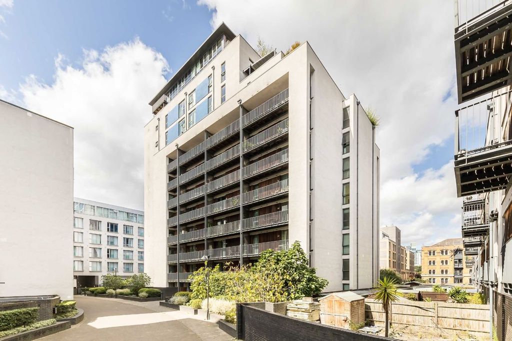 Property photo 1 of 5