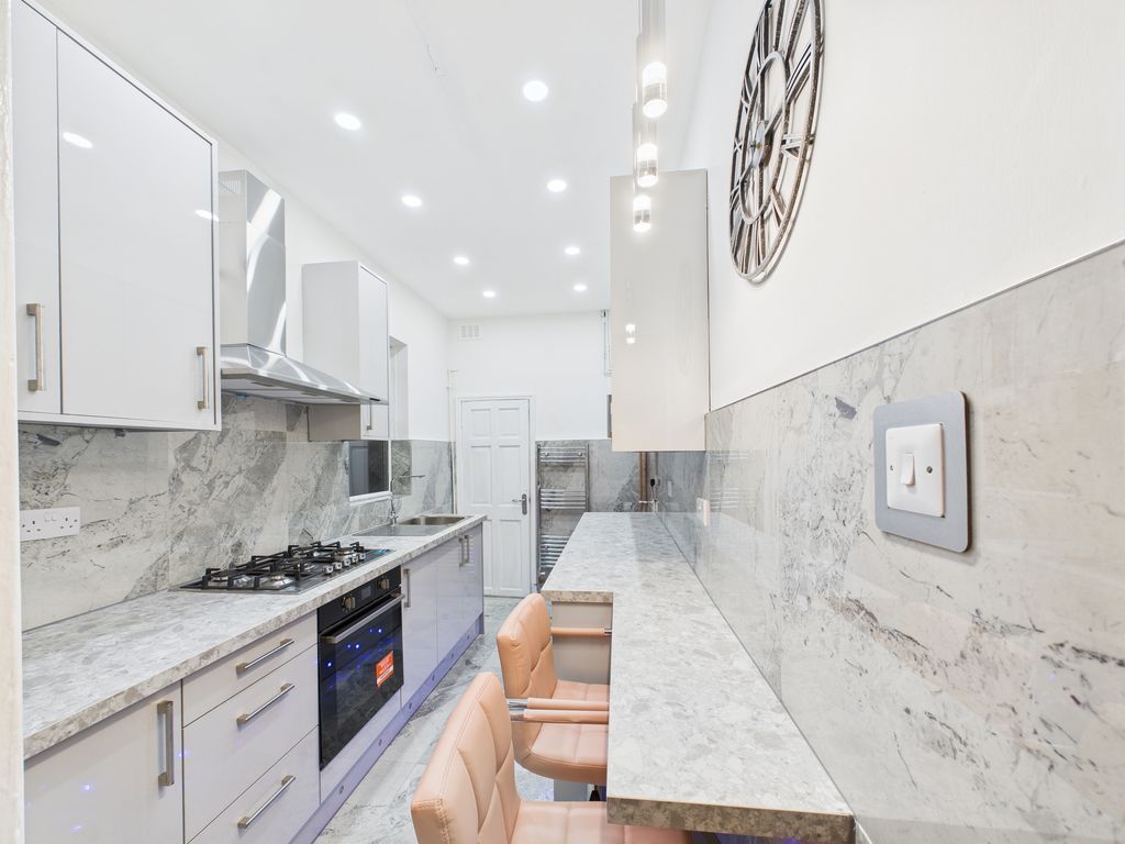 Property photo 1 of 25