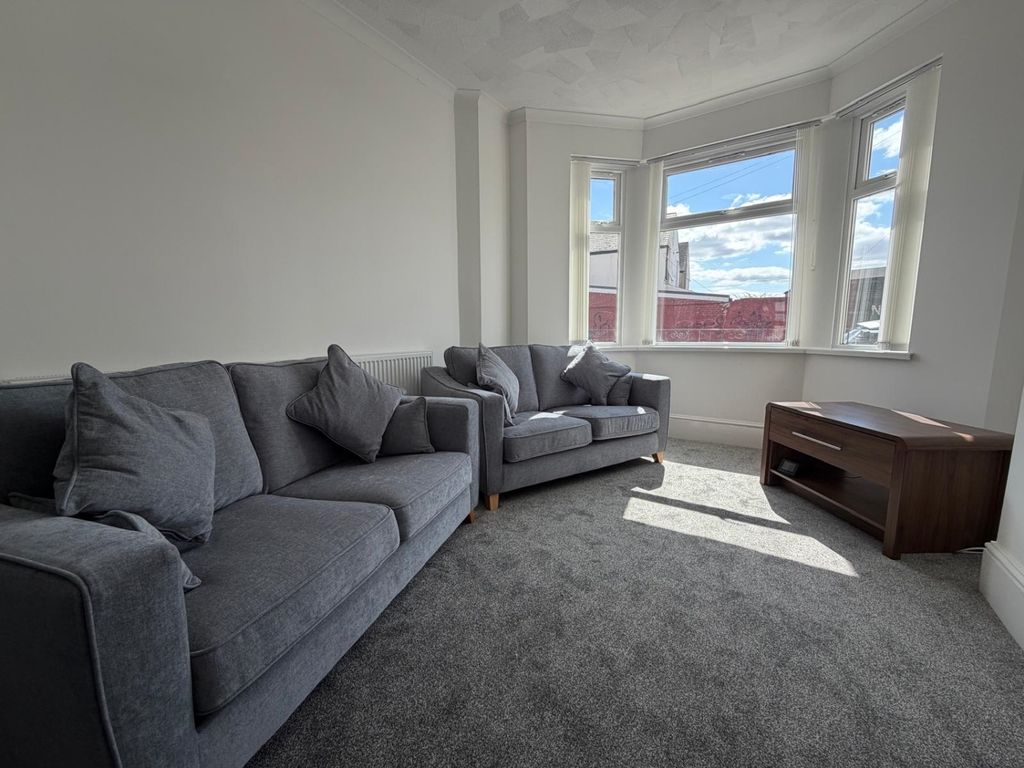 Property photo 3 of 11 d3cc7A3d-61ce-4F12-Af88-8A8251E8728F