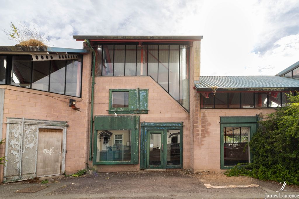 Additional image 3 of Land for saleMarble Alley, Studley B80