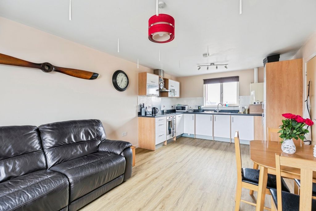 Property photo 3 of 12 Pbox-Img.Jpg