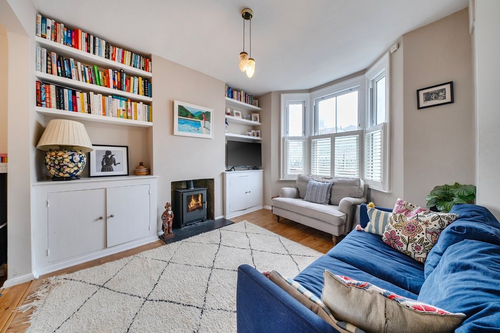 Property photo 2 of 11 Picture No. 69