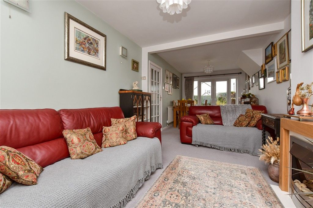 Property photo 3 of 18 Lounge / Dining Room