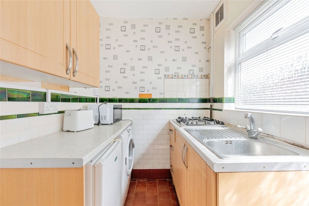 Property photo 3 of 16 Picture No. 07